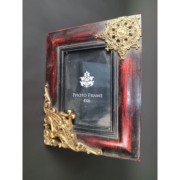 Solid Wood And Metal Ornament Picture Frame For 4x6 Photo Mahogany Finish - Picture 3 of 9